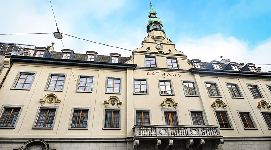 Hier wurde die Fassade des Bregenzer Rathauses fotografiert.